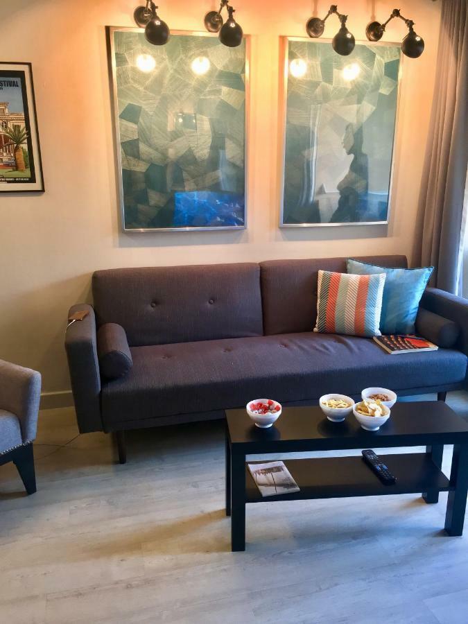 Cannes Pool & Beach Екстериор снимка